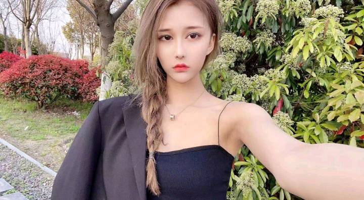 岗体验一个不错的清纯小妹 王