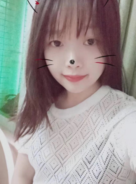 大学刚毕业的兼职妹