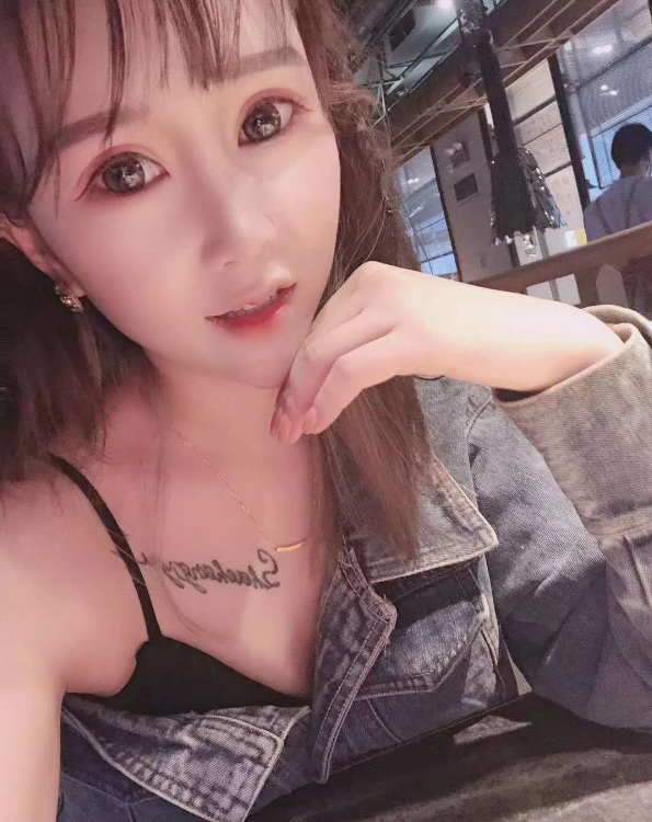 温柔又狂野的小邻家